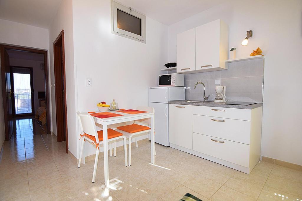 Apartments Bor Medulin Exterior photo